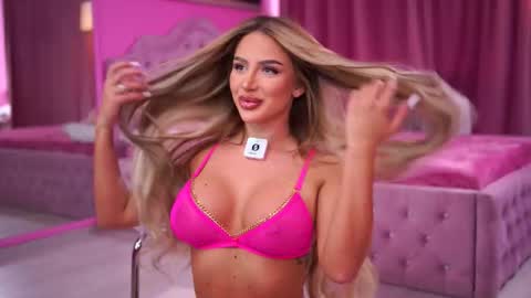 Snapshot of ashleysinnx chatting on November 7, 11:21 am Ashley online show from November 7, 11:21 am