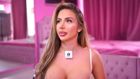 Snapshot of ashleysinnx chatting on November 9, 10:57 am Ashley online show from November 9, 10:57 am