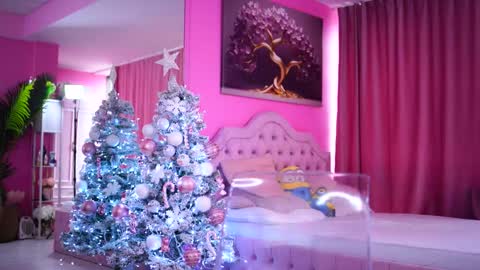 Snapshot of ashleysinnx chatting on December 16, 9:47 am Ashley online show from December 16, 9:47 am