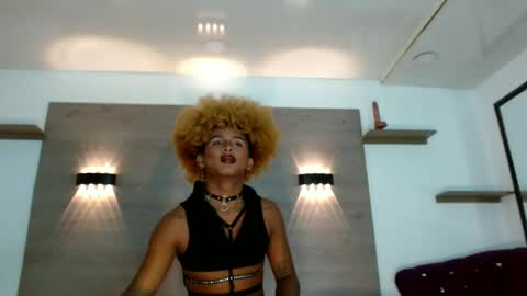 Snapshot of ashleysofiathenison chatting on June 12, 3:05 am ashleysofiathenison online show from June 12, 3:05 am