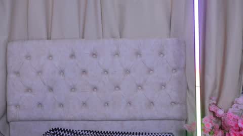 Ashley Lauren online show from December 17, 4:12 am