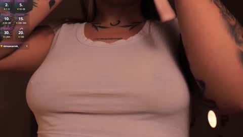 Ashley Lauren online show from October 14, 4:13 am