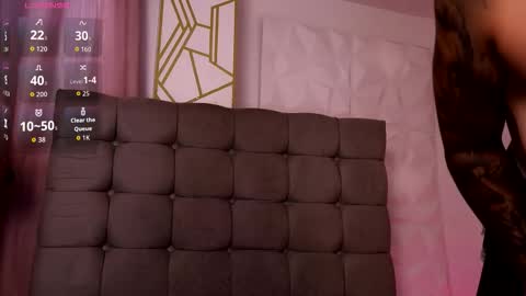 Ashley Lauren online show from March 4, 8:15 pm