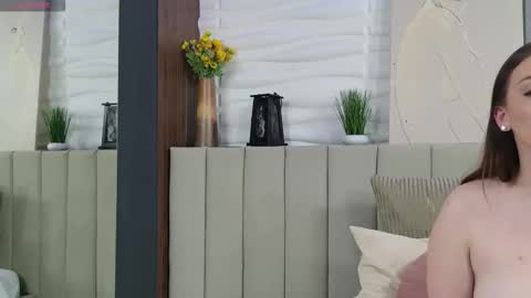 AshleyVance online show from March 10, 9:20 pm