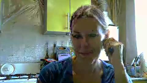 Snapshot of ashleyxhoney chatting on October 1, 8:31 am AshleyXHoney online show from October 1, 8:31 am