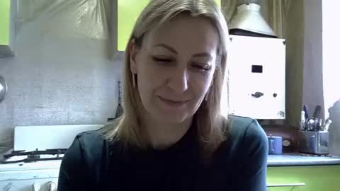 Snapshot of ashleyxhoney chatting on October 23, 6:56 am AshleyXHoney online show from October 23, 6:56 am