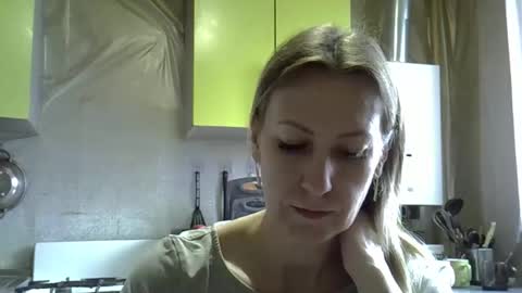 AshleyXHoney online show from April 23, 6:36 am