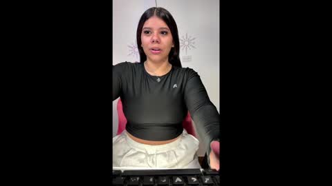 Ashleyy18   online show from February 6, 8:45 pm