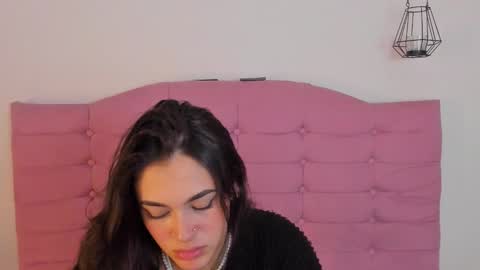 kylie online show from October 3, 2:52 am