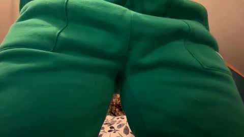 ashleyynicholee online show from December 15, 5:55 am