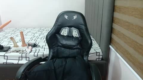 ashly online show from January 28, 11:17 am