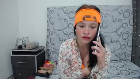 Snapshot of ashly_93 chatting on January 19, 11:45 am engel online show from January 19, 11:45 am