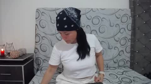 Snapshot of ashly_93 chatting on January 24, 5:10 am engel online show from January 24, 5:10 am