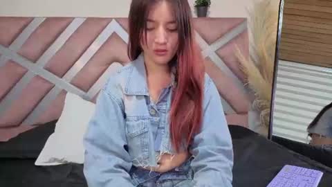 ashly_jones_ online show from June 11, 3:59 am