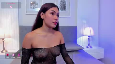 Snapshot of ashlye_lewis chatting on March 21, 7:50 pm Ashlye online show from March 21, 7:50 pm