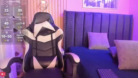 Snapshot of ashlye_miller_ chatting on June 27, 7:41 pm ashlye_miller_ online show from June 27, 7:41 pm