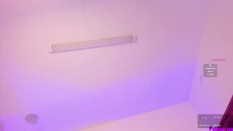 ashlye_white online show from March 28, 11:59 pm