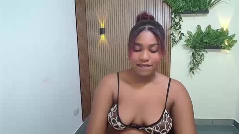 ashlyjewel online show from September 22, 11:56 am