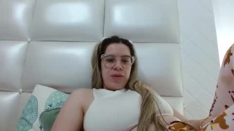 AshlyMoon online show from December 11, 12:23 am