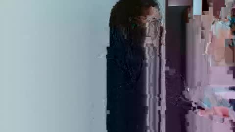 Snapshot of ashlymoon chatting on September 22, 1:29 am AshlyMoon online show from September 22, 1:29 am