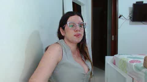 AshlyMoon online show from May 16, 12:29 am