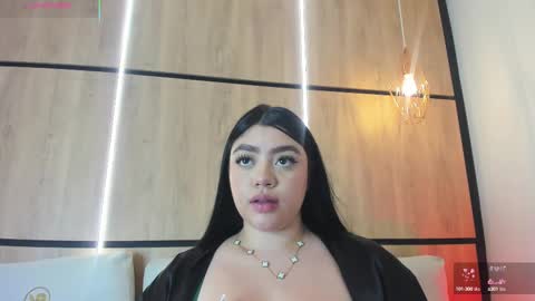 Snapshot of ashlyn_parker chatting on October 2, 8:27 pm ashlyn online show from October 2, 8:27 pm