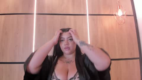 ashlyn online show from April 24, 8:00 pm