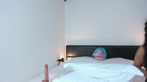 Snapshot of ashlyviper77 chatting on April 14, 11:55 pm ashlyviper77 online show from April 14, 11:55 pm