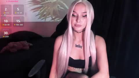 Snapshot of ashmila chatting on July 3, 6:31 am Mila online show from July 3, 6:31 am