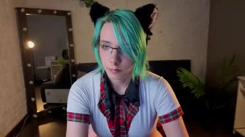 Ashly online show from June 13, 1:20 pm