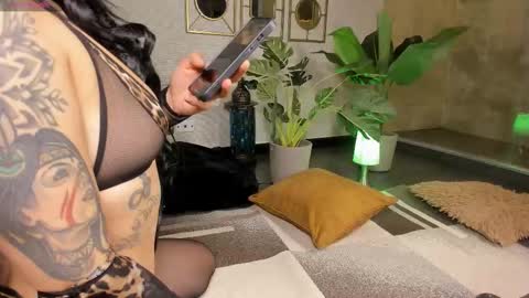 Snapshot of asia_25_ chatting on October 16, 9:10 am PAO online show from October 16, 9:10 am