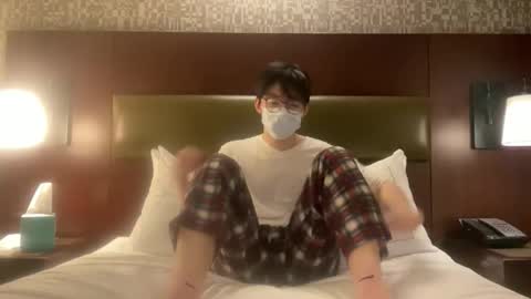 asiaboyshow online show from December 21, 9:33 pm