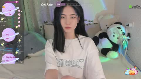 Emma online show from December 6, 8:51 pm
