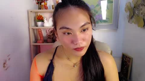 asian_alliyah online show from June 20, 5:10 am