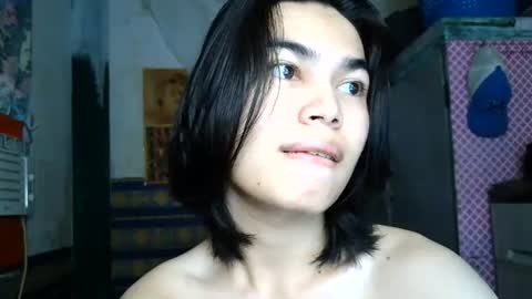 asian_babyboi online show from June 30, 7:26 pm
