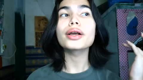 asian_babyboi online show from July 13, 7:11 am