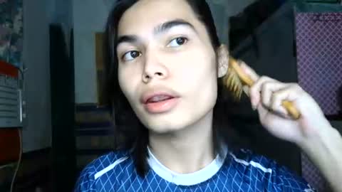asian_babyboi online show from July 14, 12:22 pm