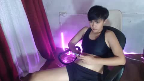 Snapshot of asian_badz chatting on October 7, 4:26 pm asian_badz online show from October 7, 4:26 pm