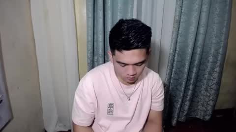 Snapshot of asian_boner03 chatting on December 14, 3:50 pm asian_boner03 online show from December 14, 3:50 pm