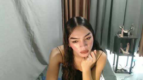asian_cassy online show from May 2, 7:57 am
