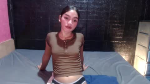 asian_cassy online show from July 24, 7:50 am