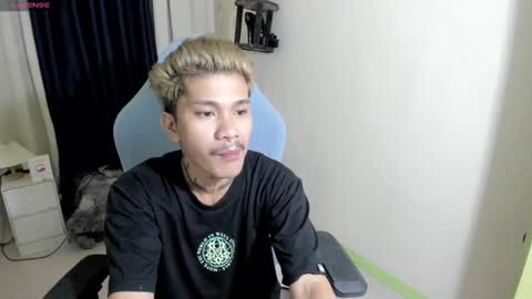 Snapshot of asian_cumsawyer chatting on December 25, 5:48 am bigload CUM take me private show or passwordshow online show from December 25, 5:48 am