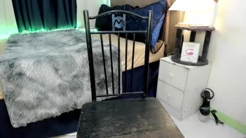 Snapshot of asian_epitome chatting on February 9, 11:14 am sweet evony cumshowandprivateshow online show from February 9, 11:14 am