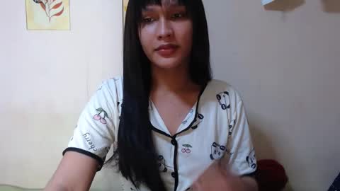 Snapshot of asian_glamm chatting on November 8, 6:51 pm ANITA online show from November 8, 6:51 pm