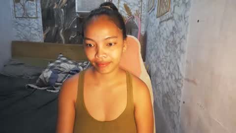 im janeth single mom online show from April 24, 10:45 pm