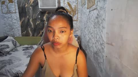 im janeth single mom online show from May 7, 12:27 am