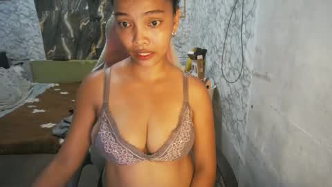 im janeth single mom online show from June 4, 1:55 am