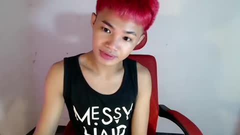 Snapshot of asian_lover05 chatting on May 10, 5:51 pm asian_lover05 online show from May 10, 5:51 pm