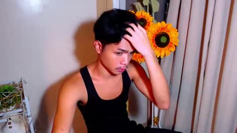 Snapshot of asian_mjxx chatting on July 4, 10:21 am cCALL ME MJ online show from July 4, 10:21 am