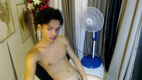 Snapshot of asian_mjxx chatting on July 5, 4:19 am cCALL ME MJ online show from July 5, 4:19 am